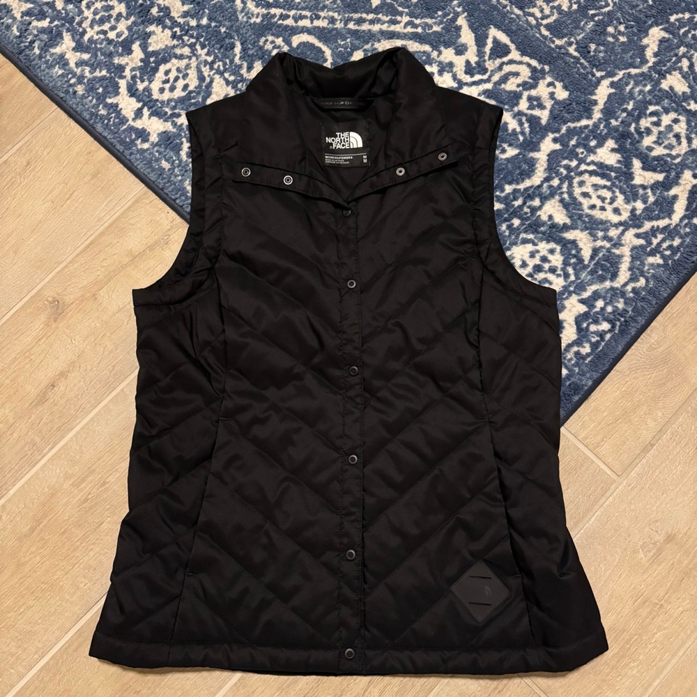 NEW The North Face Black Women's Vest